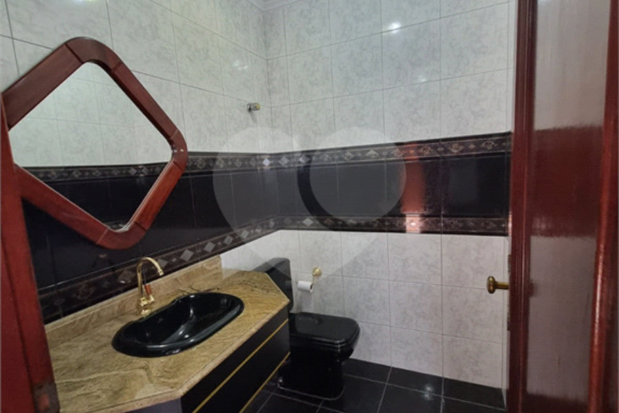 Sobrado à venda com 3 quartos, sendo 1 suíte, em City Recanto Anastácio, São Paulo, SP