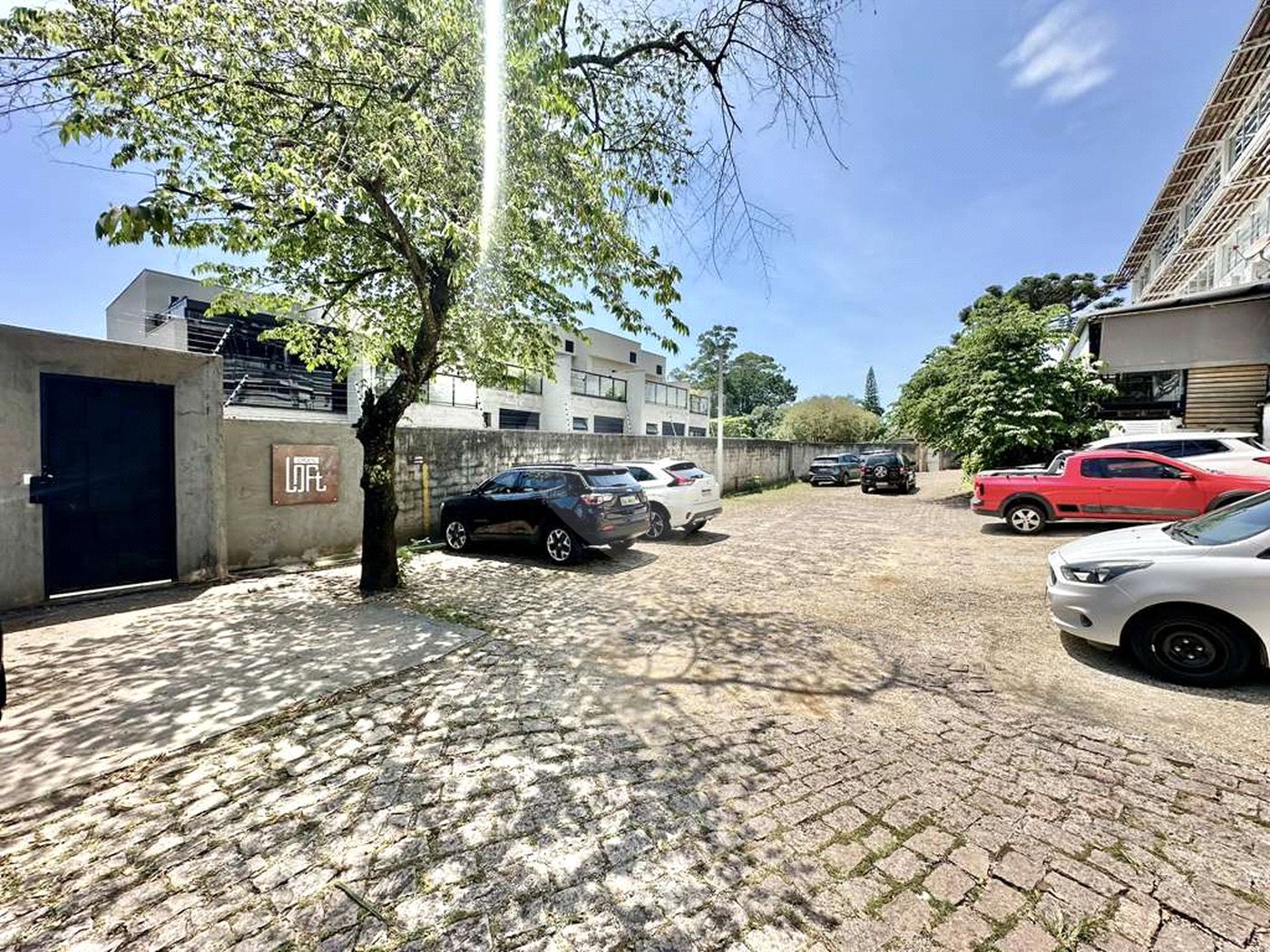 Casa à venda com 2 suítes no condomínio Gran Loft, Cotia - SP