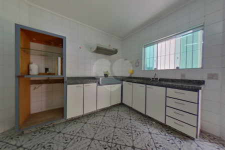 Sobrado à venda ou para alugar com 4 quartos, sendo 3 suítes, em Jardim Franca, São Paulo, SP