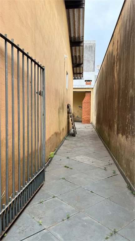 Casa Térrea à venda com 3 quartos em Jardim Dom José, São Paulo, SP