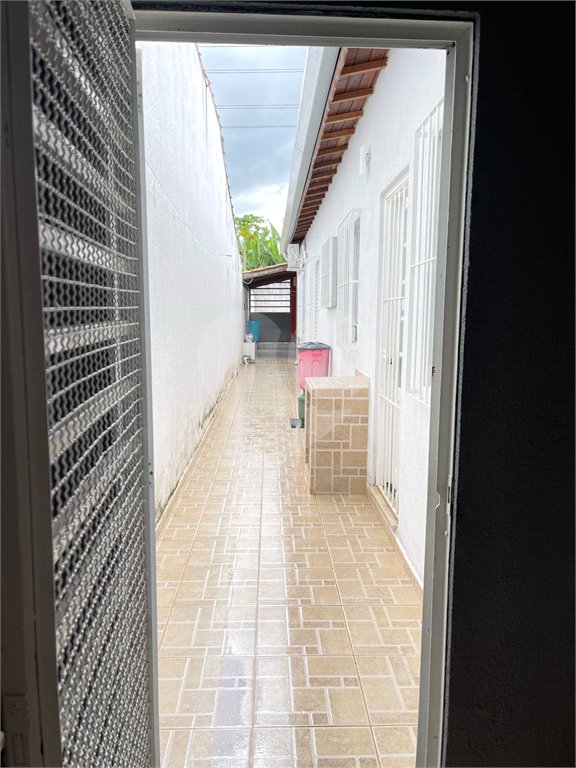 Casa à venda com 2 quartos em Vila Lavínia, Mogi das Cruzes, SP