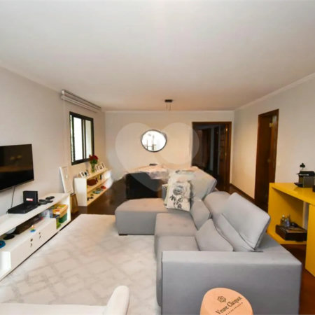 Apartamento à venda com 3 quartos, sendo 1 suíte, em Vila Maria Alta, São Paulo, SP