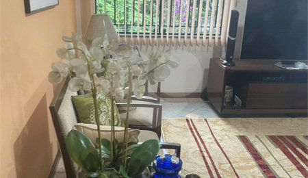 Sobrado à venda com 4 quartos, sendo 1 suíte,  em Tremembé, São Paulo, SP