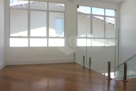 Casa à venda ou para alugar com 4 suítes em Alphaville, Santana de Parnaíba, SP