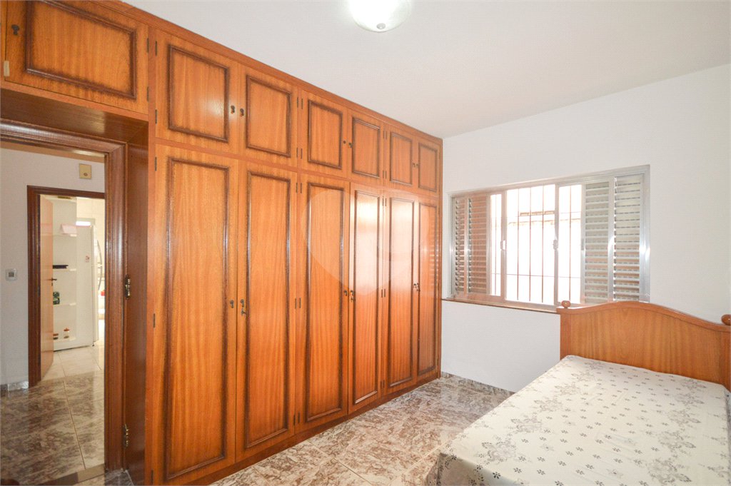 Casa à venda com 3 quartos, sendo 1 suíte, em Planalto Paulista, São Paulo, SP