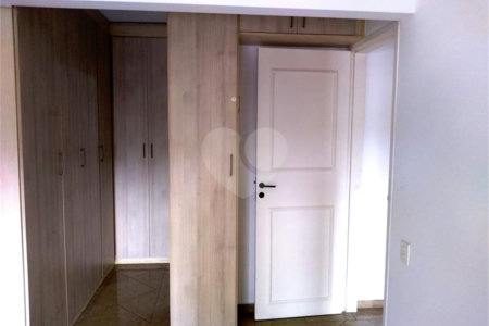 Apartamento à venda com 2 quartos, sendo 1 suíte, em Moema, São Paulo, SP