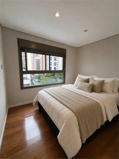 Apartamento à venda com 3 suítes em Brooklin Paulista, São Paulo, SP