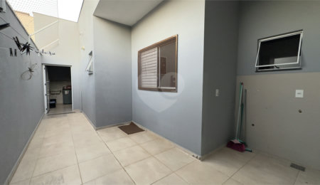 Casa à venda com 2 quartos, sendo 1 suíte,  em Jardim Residencial Nova Veneza, Indaiatuba, SP