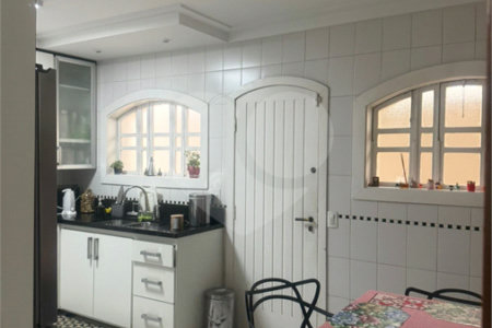 Sobrado à venda com 4 quartos, sendo 1 suíte, em Planalto Paulista, São Paulo, SP