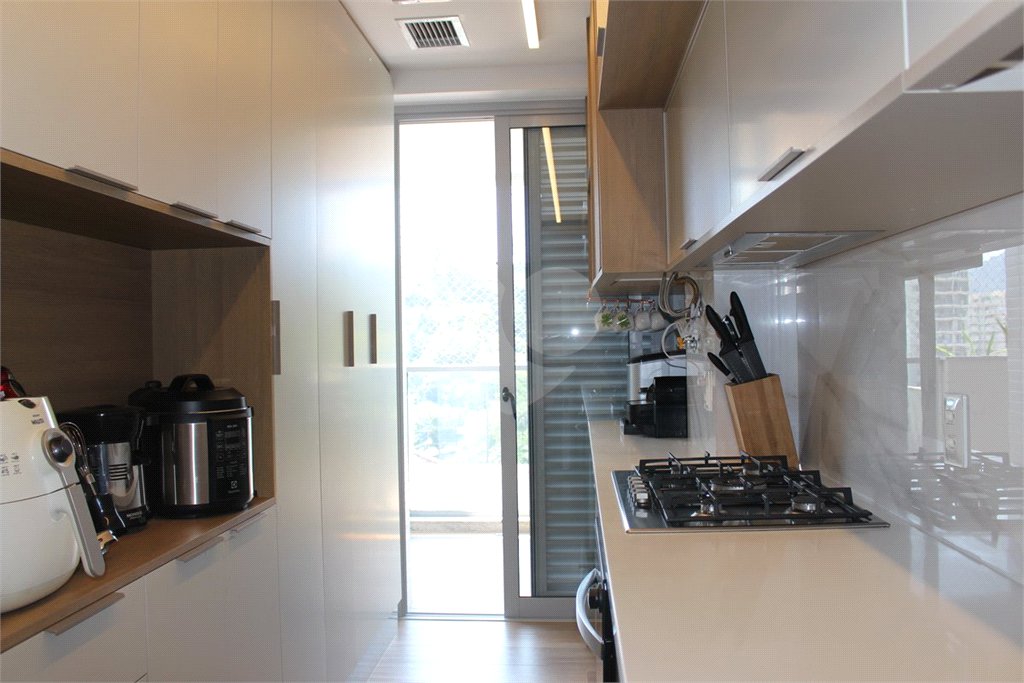 Apartamento à venda com 3 quartos, sendo 1 suíte,  em Botafogo, Rio de Janeiro, RJ
