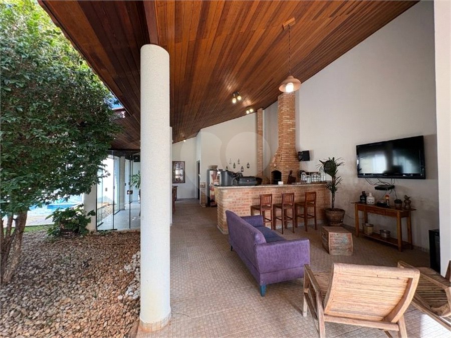 Casa à venda com 4 suítes no condomínio Granja Olga II, Sorocaba - SP