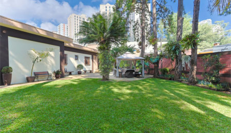 Casa Térrea à venda com 1 quarto em Jardim Marajoara, São Paulo, SP