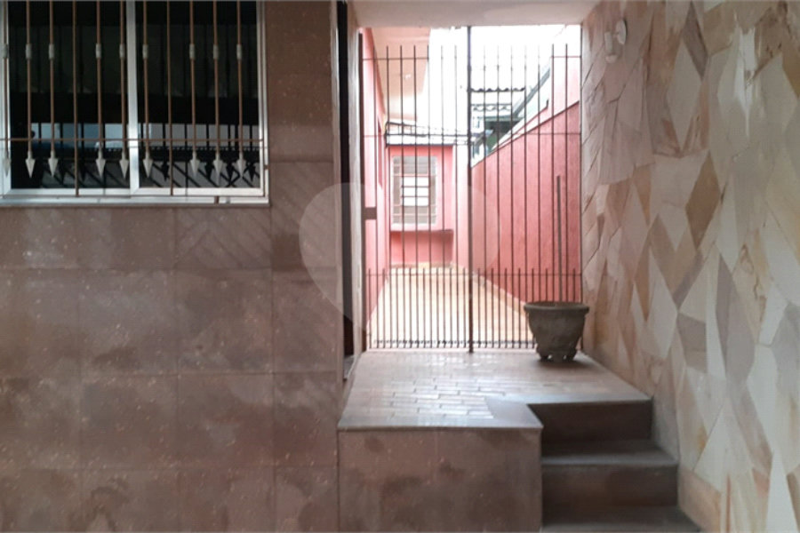Casa à venda com 3 quartos, sendo 1 suíte,  em Parque Vitória, São Paulo, SP