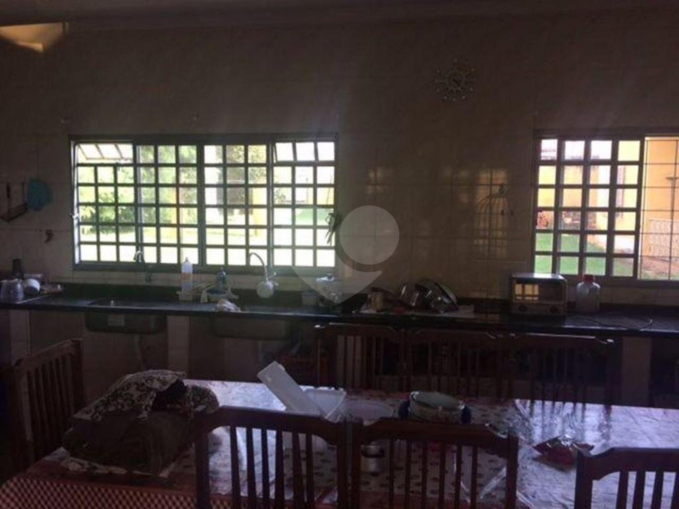 Casa à venda com 6 quartos, sendo 4 suítes, no condomínio Cond Riacho Fundo, Araçoiaba da Serra - SP
