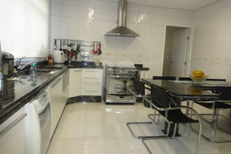 Sobrado à venda com 3 suítes em Vila Gomes Cardim, São Paulo, SP