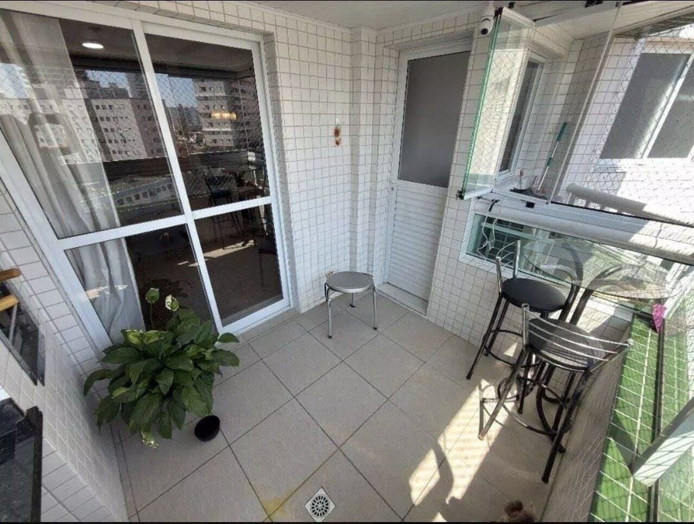 Apartamento com 2 dormitórios à venda, 89 m² por R$ 770.000,00 - Vila Guilhermina - Praia Grande/SP
