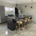 Casa à venda ou para alugar com 7 quartos, sendo 5 suítes,  no condomínio Shambala 3, Atibaia - SP