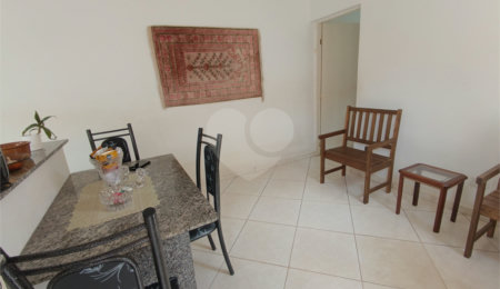 Casa à venda com 2 quartos, sendo 1 suíte,  em Reneville, Mairinque, SP
