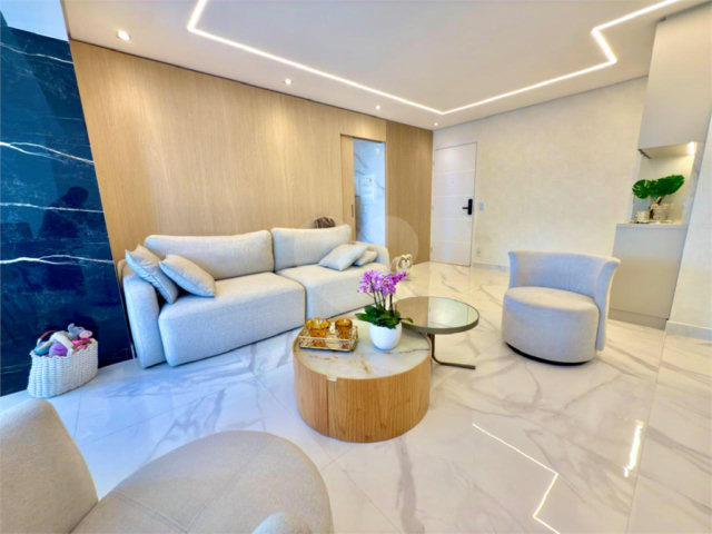 Apartamento à venda com 2 suítes em Jardim Prudência, São Paulo, SP