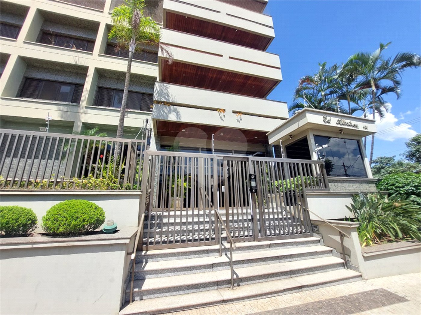 Apartamento para alugar com 3 quartos, sendo 1 suíte,  no Centro, Indaiatuba, SP