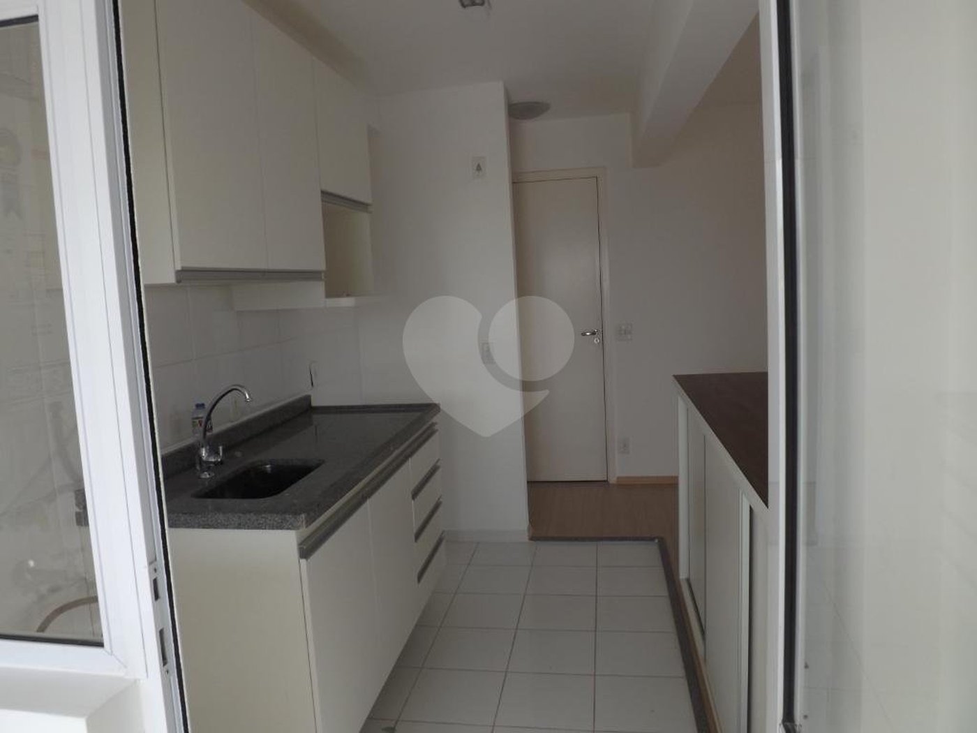 Apartamento à venda com 3 quartos, sendo 1 suíte, em Cidade São Francisco, São Paulo, SP