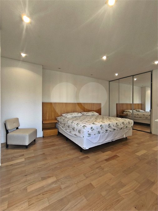Apartamento à venda com 4 quartos, sendo 3 suítes, em Santana, São Paulo, SP