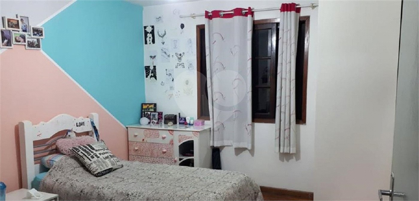 Sobrado à venda com 2 quartos em Tremembé, São Paulo, SP
