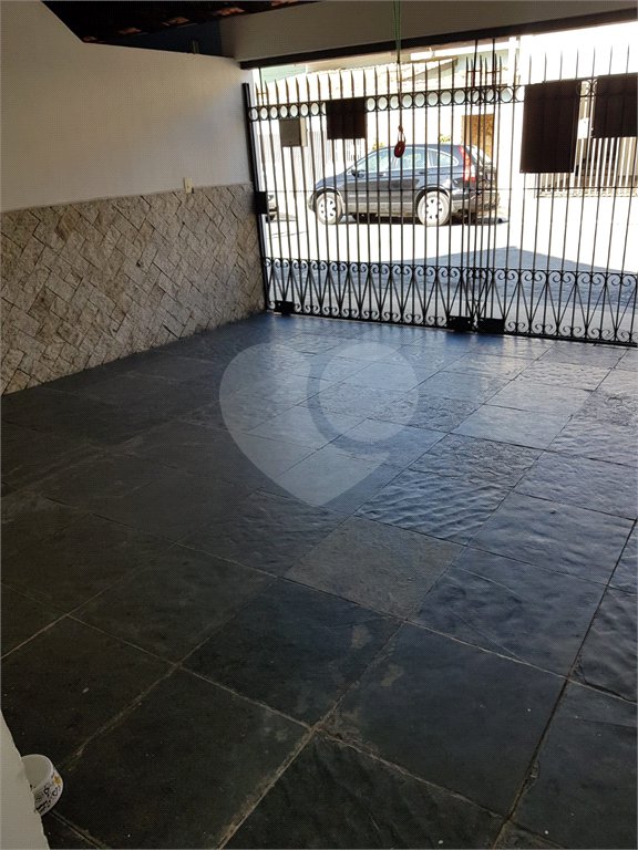 Sobrado à venda com 3 quartos, sendo 1 suíte,  em Jardim Olympia, São Paulo, SP