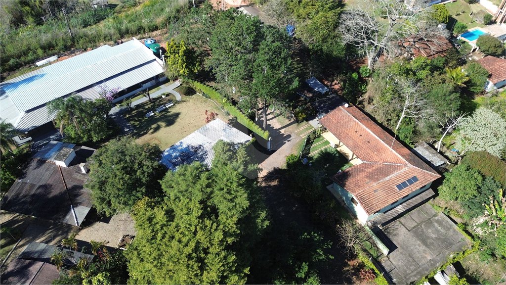 Chácara à venda com 3 quartos, sendo 2 suítes, em Jardim Estância Brasil, Atibaia, SP