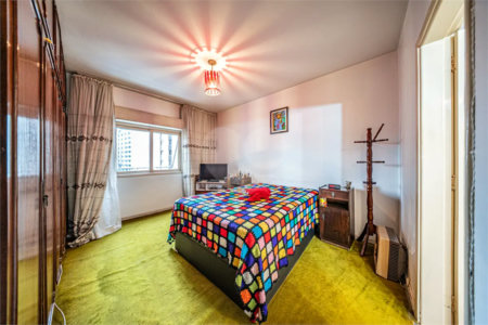 Apartamento à venda com 3 quartos, sendo 1 suíte, em Vila Mariana, São Paulo, SP
