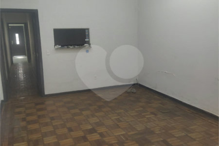 Casa Térrea à venda com 3 quartos em Campo Belo, São Paulo, SP