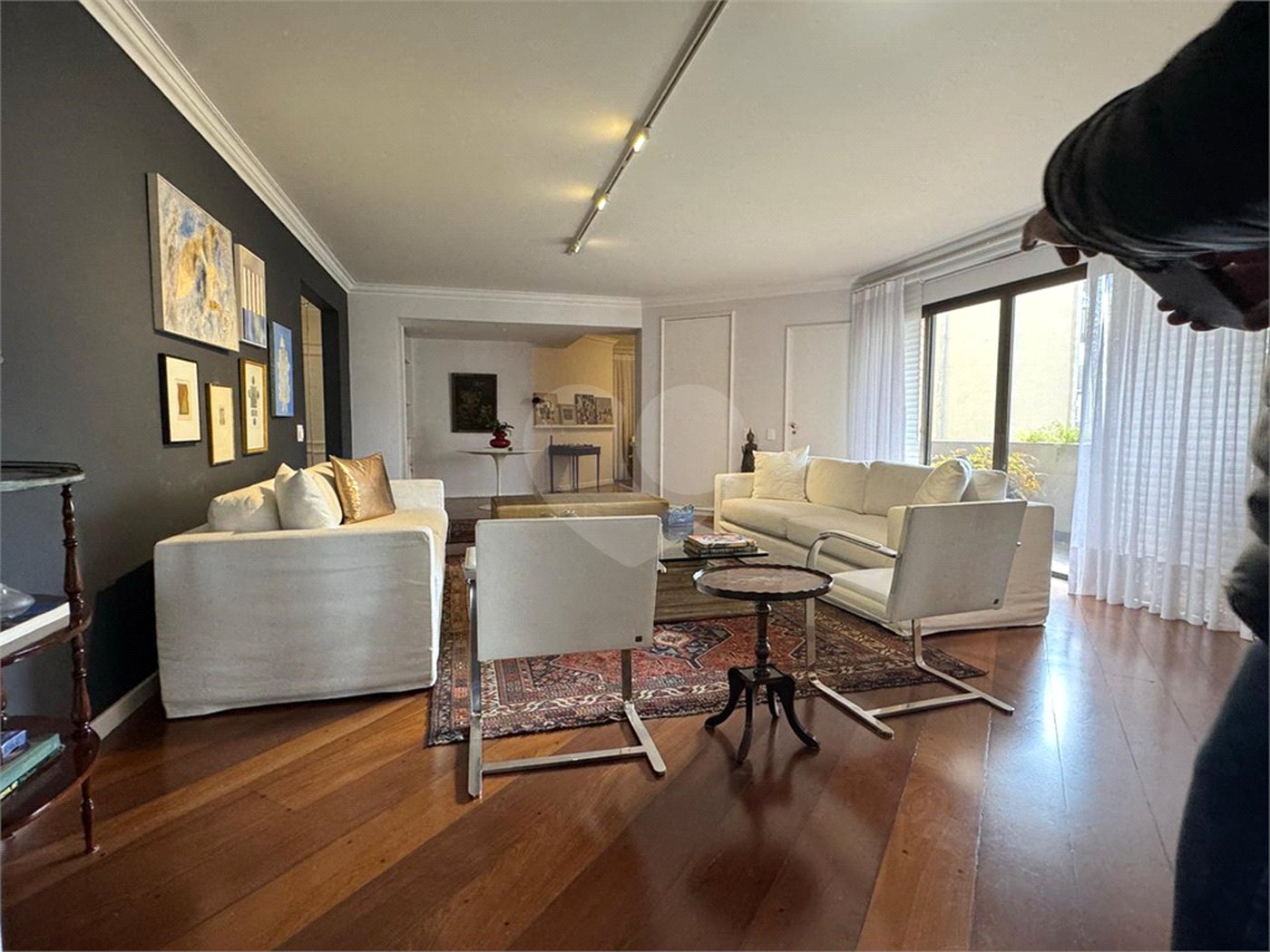 Apartamento à venda ou para alugar com 4 quartos, sendo 2 suítes, em Jardim Paulista, São Paulo, SP