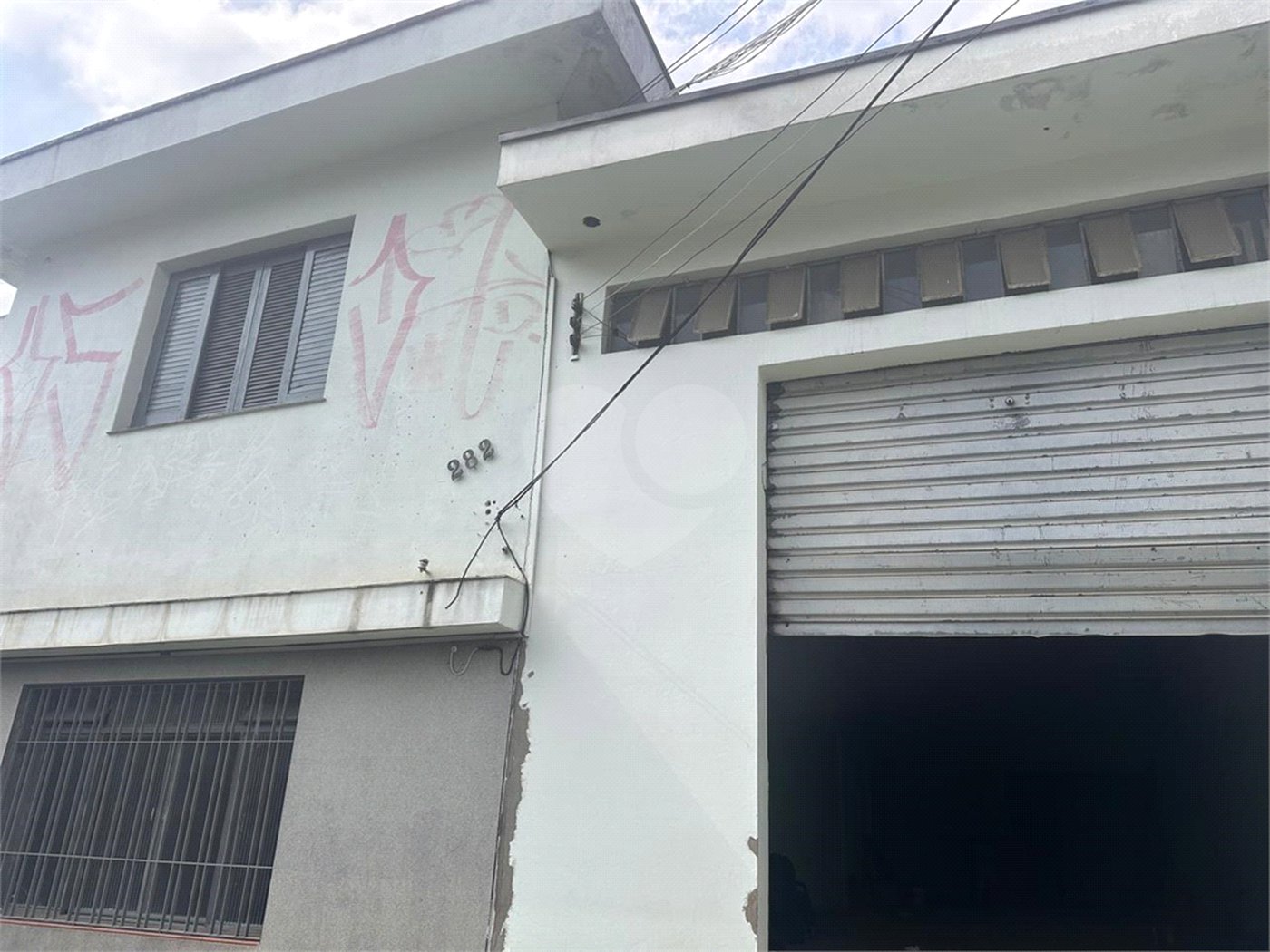 Sobrado à venda com 2 quartos em Vila Zat, São Paulo, SP