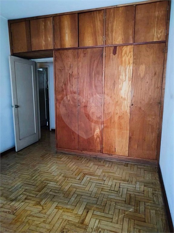 Apartamento para venda e locação no bairro da Bela Vista, em São Paulo.
