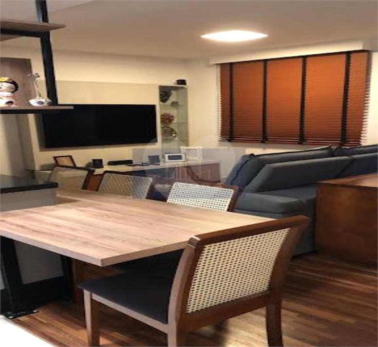 Apartamento à venda com 2 quartos, sendo 1 suíte, em Moema, São Paulo, SP