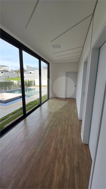 Casa à venda ou para alugar com 5 quartos, sendo 4 suítes,  no condomínio Equilibrium, Atibaia - SP