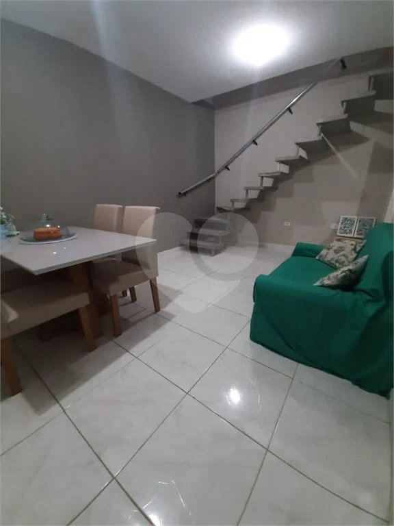 Sobrado à venda com 4 quartos, sendo 1 suíte, em Tremembé, São Paulo, SP