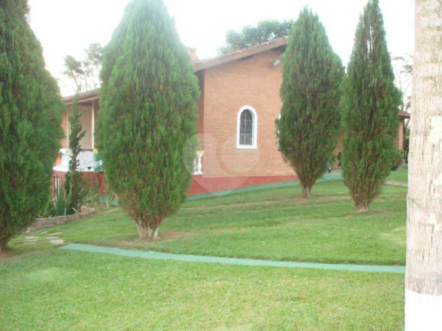 Chácara à venda com 3 quartos, sendo 2 suítes,  em Pinhal, Jarinu, SP