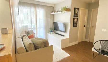 Apartamento à venda com 2 quartos, sendo 1 suíte, em Vila Gumercindo, São Paulo, SP