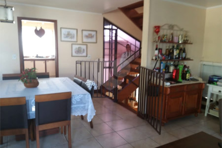 Casa à venda com 3 quartos, sendo 1 suíte, em Vila Gardênia, Atibaia, SP