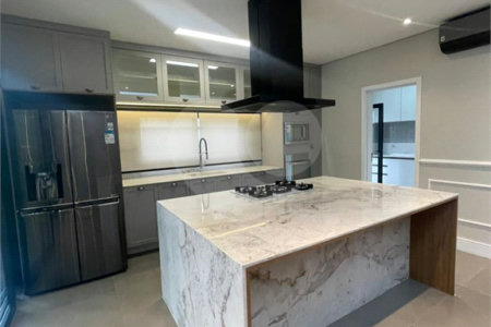 Casa à venda com 3 suítes no condomínio Residencial Granville, Atibaia - SP