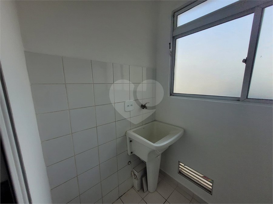 Apartamento à venda com 2 quartos em Vila Anastácio, São Paulo, SP