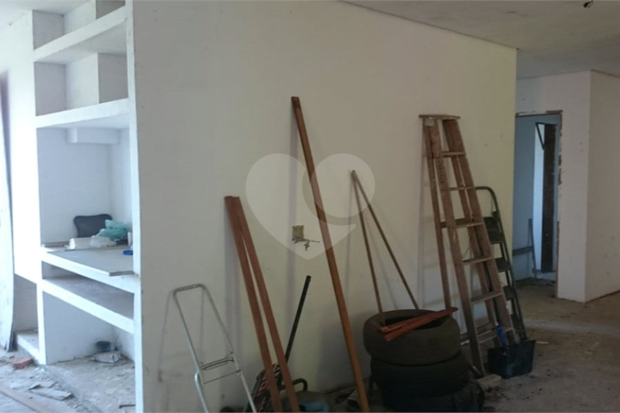Casa à venda com 5 suítes no condomínio Alpes da Cantareira, Mairiporã - SP