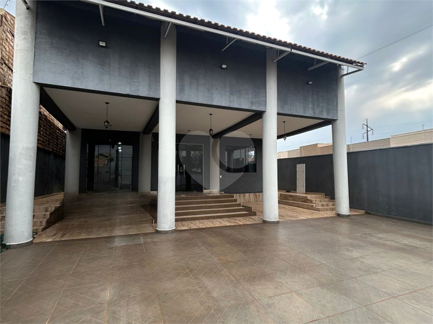 Casa à venda com 4 suítes em Jardim Ipanema, Ponta Porã, MS