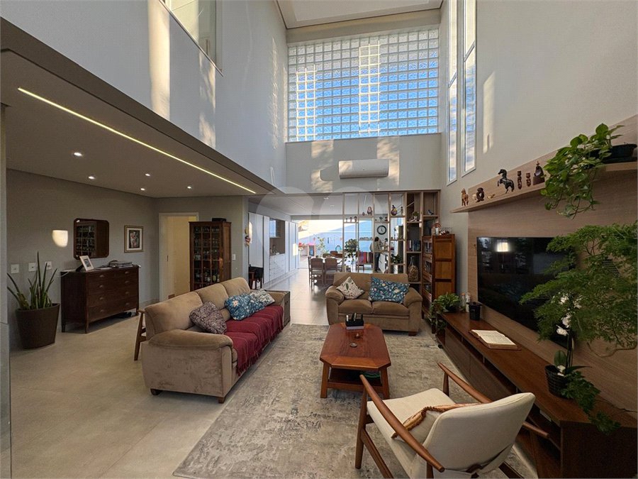 Casa à venda com 3 suítes no condomínio Villa Verona, Sorocaba - SP