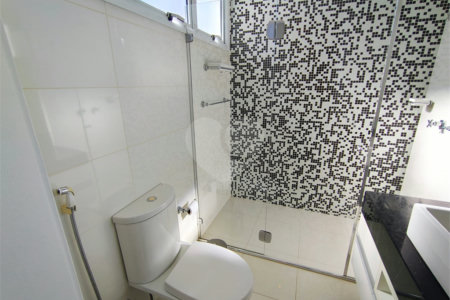 Casa à venda ou para alugar com 4 suítes no condomínio Quinta das Laranjeiras, Jundiaí - SP