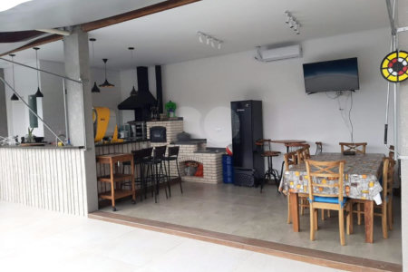 Sobrado à venda com 3 suítes em Vila Esperia Ou Giglio, Atibaia, SP