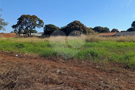Terreno à venda em Jardim Brasília (vila Xavier), Araraquara, SP