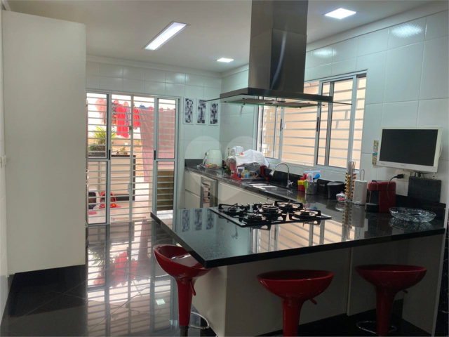 Sobrado à venda com 3 suítes em Vila Ester (zona Norte), São Paulo, SP