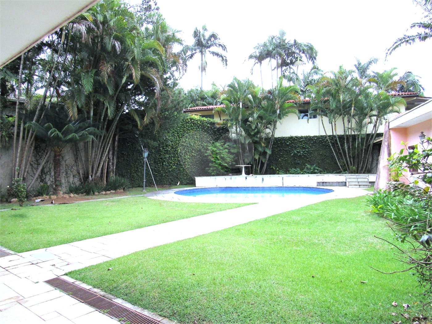 Casa à venda com 3 suítes em Alto da Boa Vista, São Paulo, SP